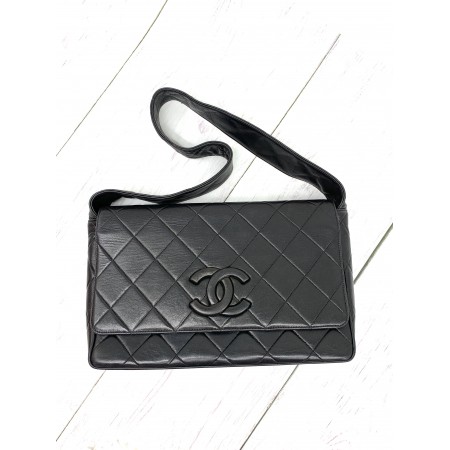 CHANEL SHOULDER BAG