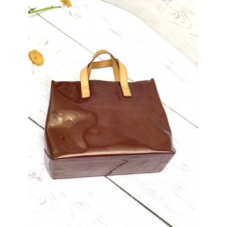 LOUIS VUITTON VERNIS READE BAG