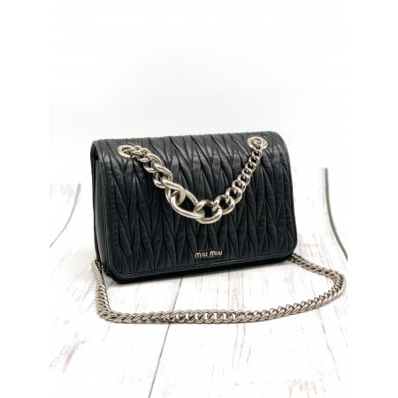 MIU MIU FLAP CHAIN BAG