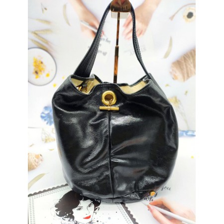 YSL SAINT LAURENT CAPRI BUCKET BAG